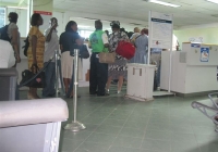 121 a l aeroport de Port au Prince le 2 mai